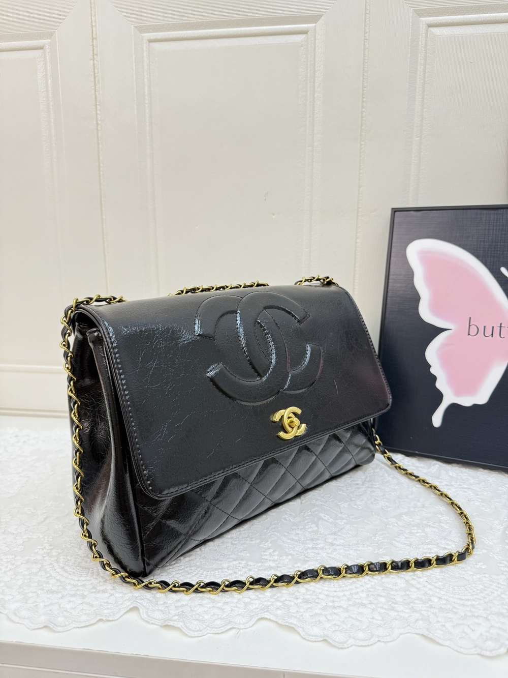 Black Quilted Shoulder Bag with Gold Chain - Classic Style